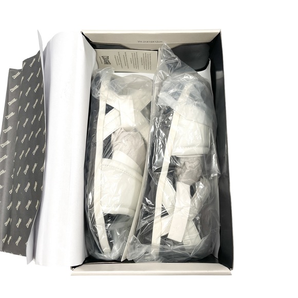 COUGAR Leona Leather Sandals in White New in Box - Picture 6 of 6